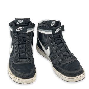 Nike Mens High Top Sneakers Black and White size 13